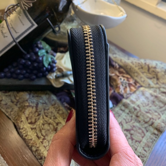 Authentic KATE SPADE Smooth leather accordion large wallet - Picture 7 of 10